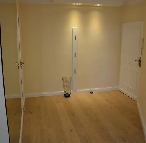 Luxury In Near Trade Fair *