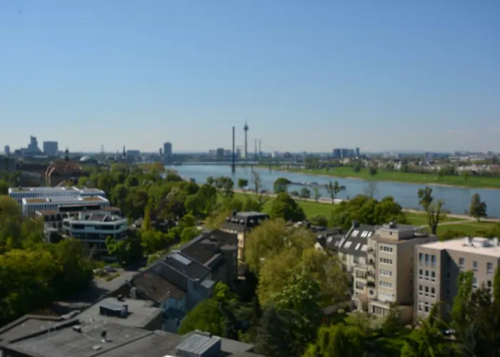 Luxury In Near Trade Fair Appartement *